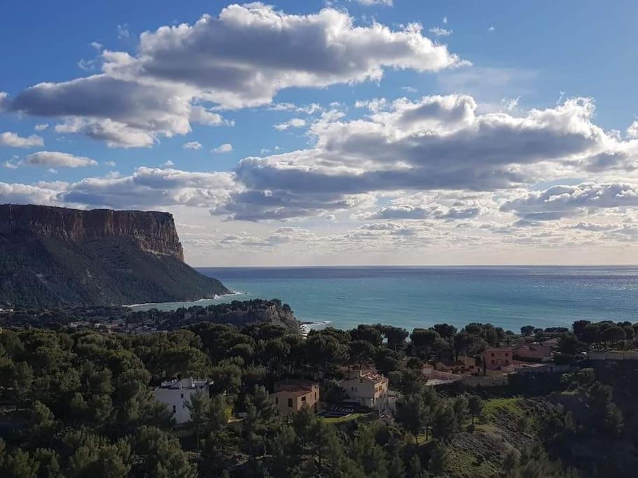 Superbe Appartement 2 Chambres Avec Vue Sur La Mer Et La Montagne Marsylia Zewnętrze zdjęcie